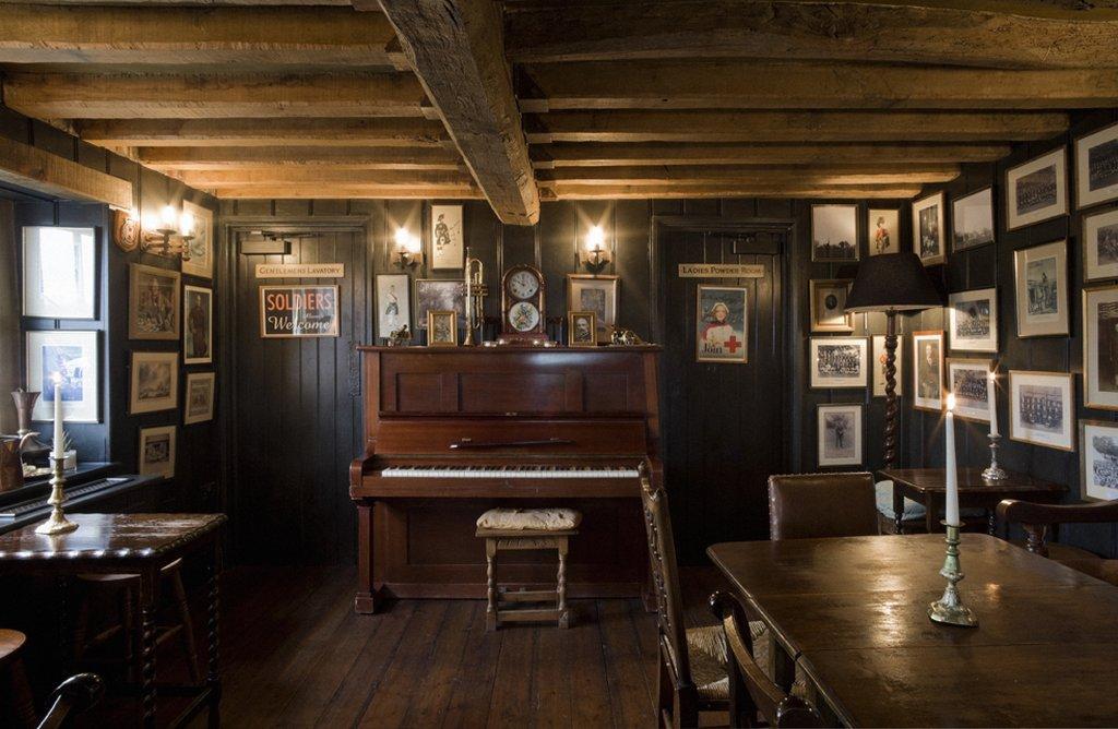 The Anchor Inn Lower Froyle Restaurante foto